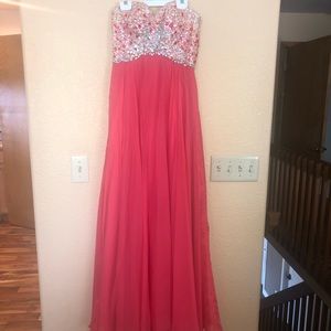 Coral strapless long prom/formal dress